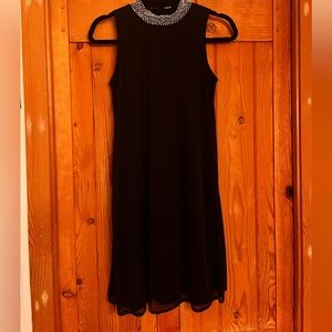 Beautiful dress for holiday parties!